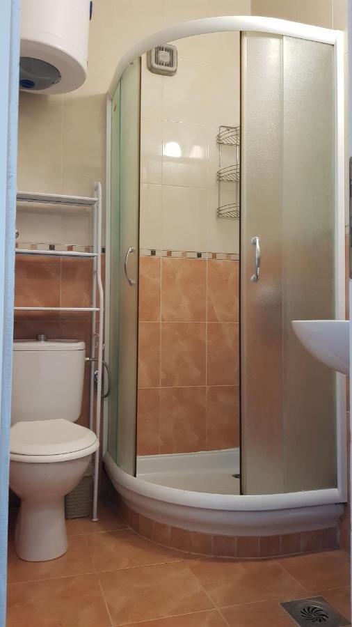נובי סאד Central Apartment With 24-7 Building Security מראה חיצוני תמונה